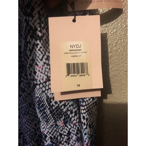 NYDJ  Preppy Mob Wife Hippie Sheri Slim Ankle Kingsnake Lift Tuck Edgy Jeans - Picture 9 of 11